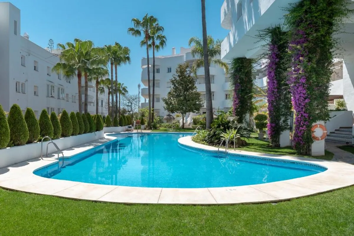 58f8d8e2-0f93-406e-b844-6968c89cc4ad