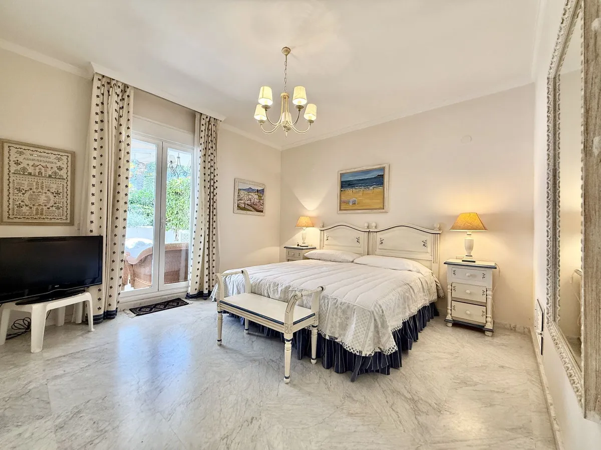 89798c8b-fb80-4913-af2e-4ce7cc827cf0