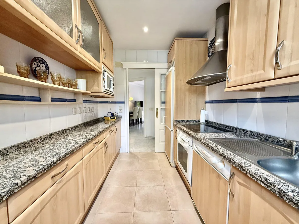 8b2176e2-d251-4042-9e06-04d8ec31d1e4