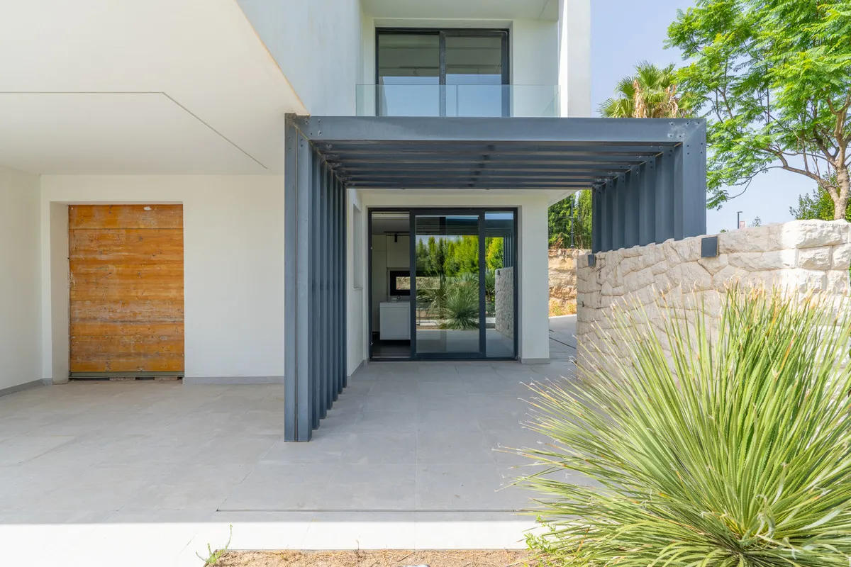 4303c3f3-1746-47f2-a87b-a17e19e84879