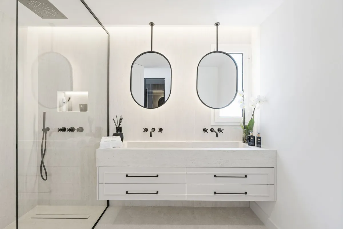 b5c5aa65-4ce2-4c5b-8934-41bcf18e4b67