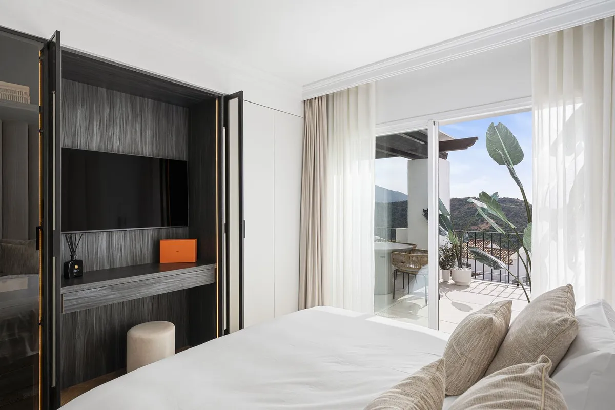 fa9c5dcf-7d6c-4968-9818-05b375299374