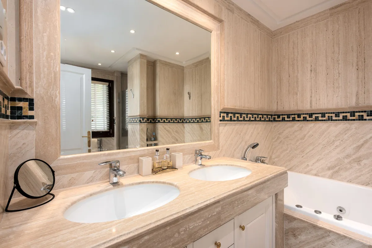 0567d316-d4cd-4dfd-ba77-c30b765437a2