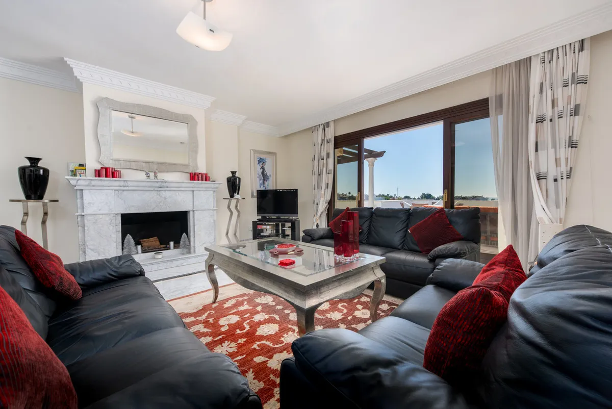 8a81c880-3f7d-499b-9a1e-2782409aef2c