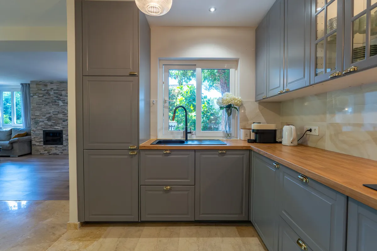 75aaf000-86f9-46be-a5f3-e60508903972