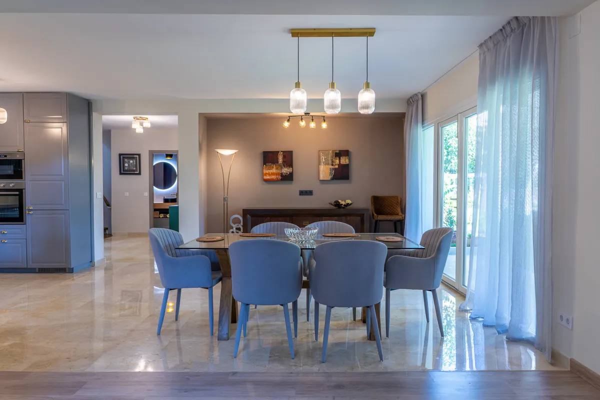 f4ab89df-e70a-41a1-b606-0ba269b524fa