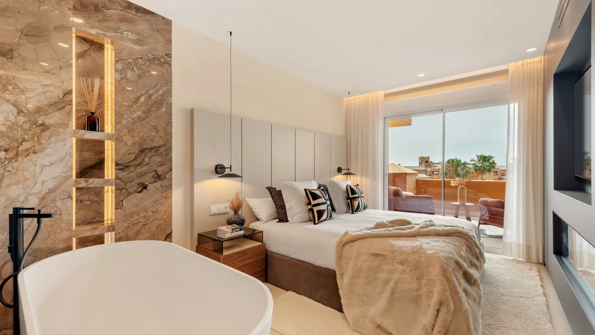 0d3b3d80-b9c7-45c2-86ce-94d4ca11713a