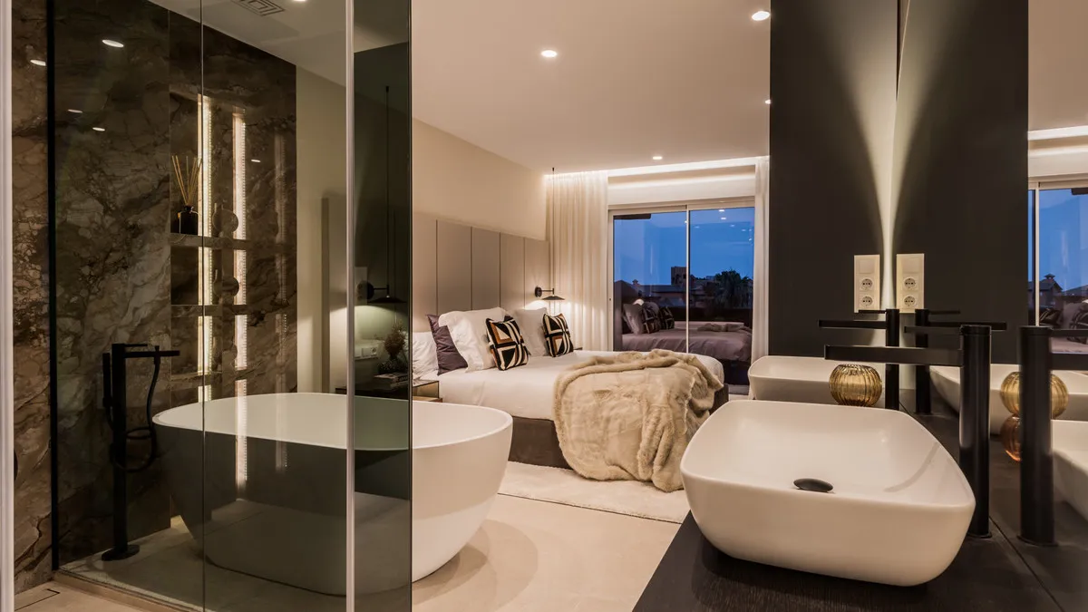 957d99a5-dbc3-438c-90d7-882871f8cf6b