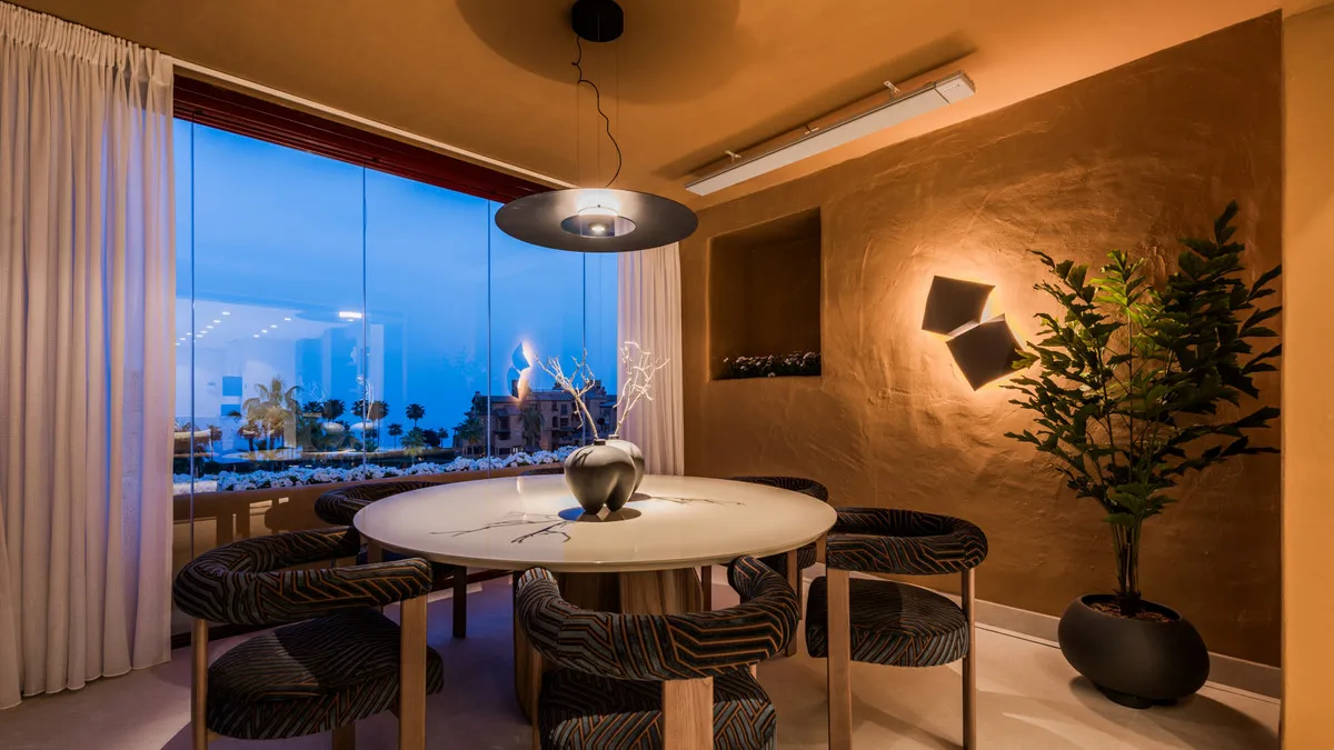 f3ee744e-1a43-4660-804f-a12973589d81