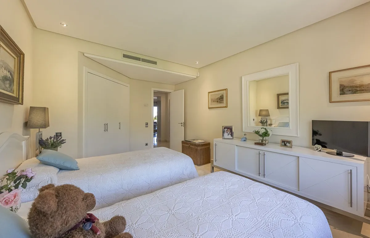 dceb716a-42e4-4a65-a416-2c450bef0e57