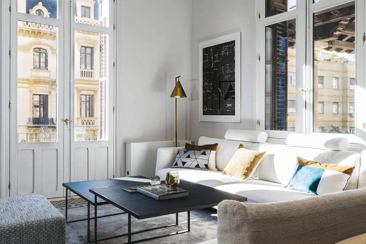 2e6c220f-f804-45cc-a9a0-9273401106f0