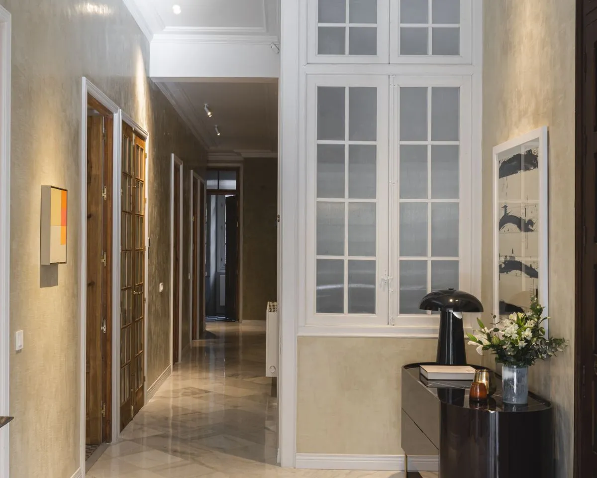 9c3e5dfb-699d-437f-bda6-85f8328ecfc9