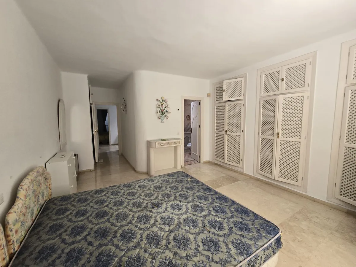 0e038880-8602-4f20-9f9e-9a5052e9883f