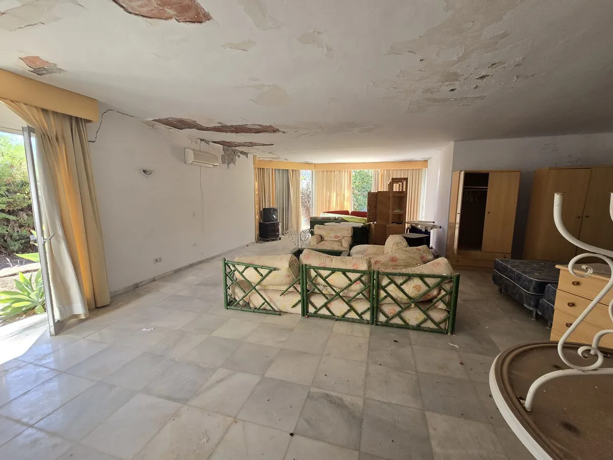 194aadb4-9cf9-4deb-b5c5-46bd0c4affbe