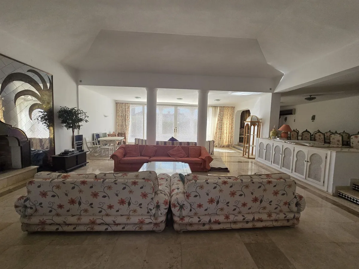 a2913d3b-c7d7-4fed-b7b9-53c573021f86