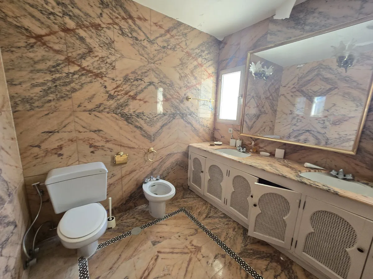 ae42901d-6bc2-4f47-acf0-4a53488557ff