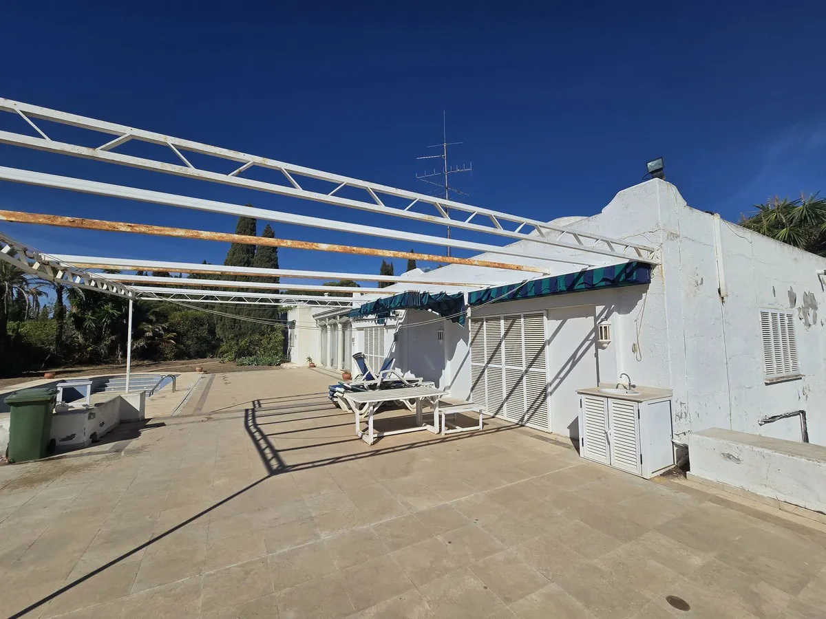 dfe5028c-26cb-4264-824a-562e4e939c4c