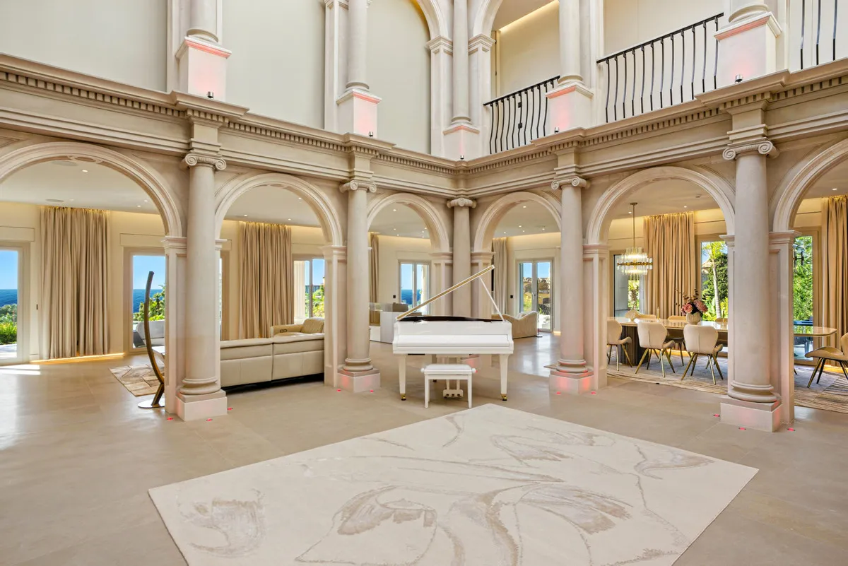 e6562d71-f859-4fdf-9daa-7c1b5527174d