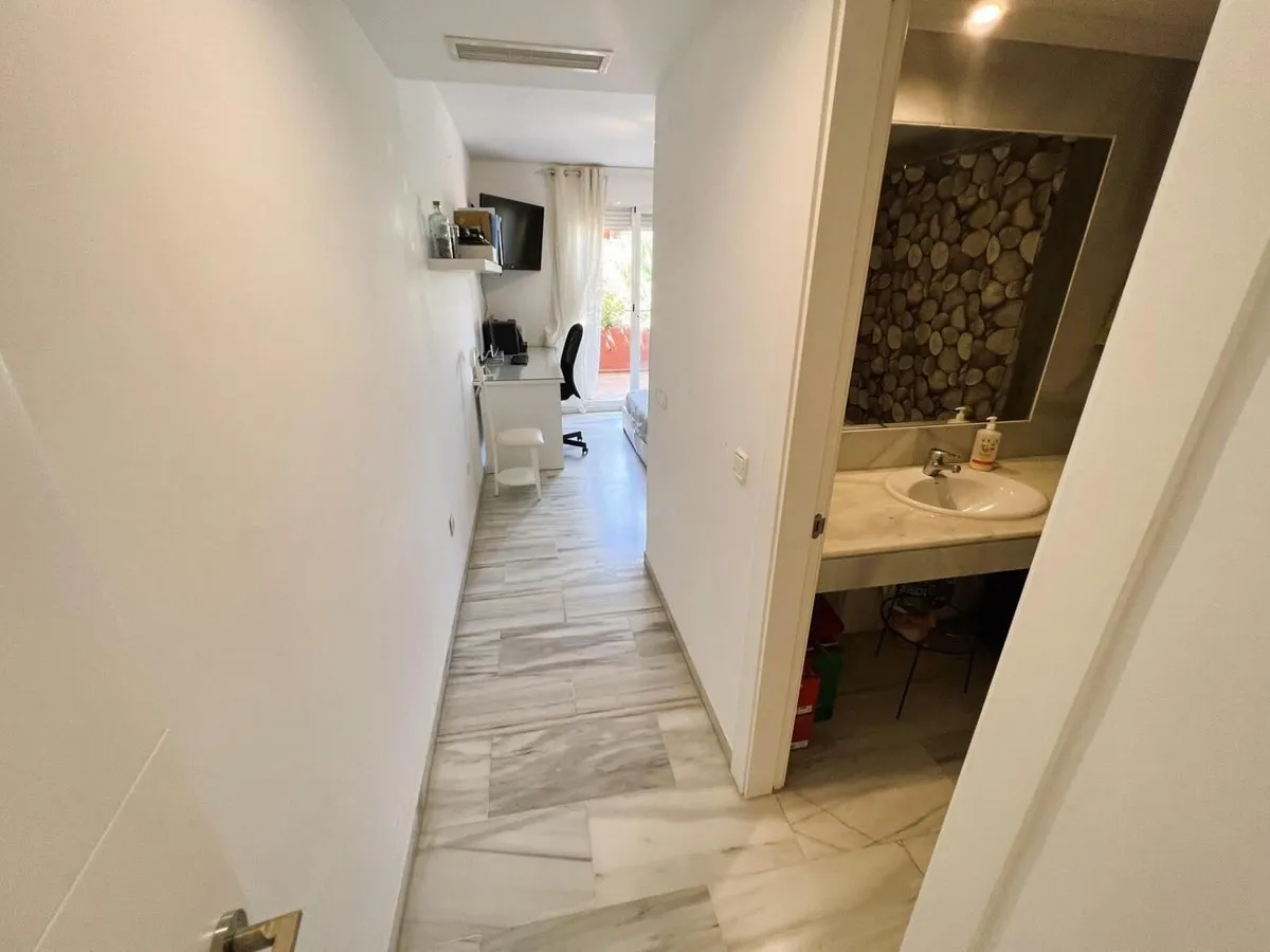 f9723d77-f992-4e55-a753-a06b6f090499