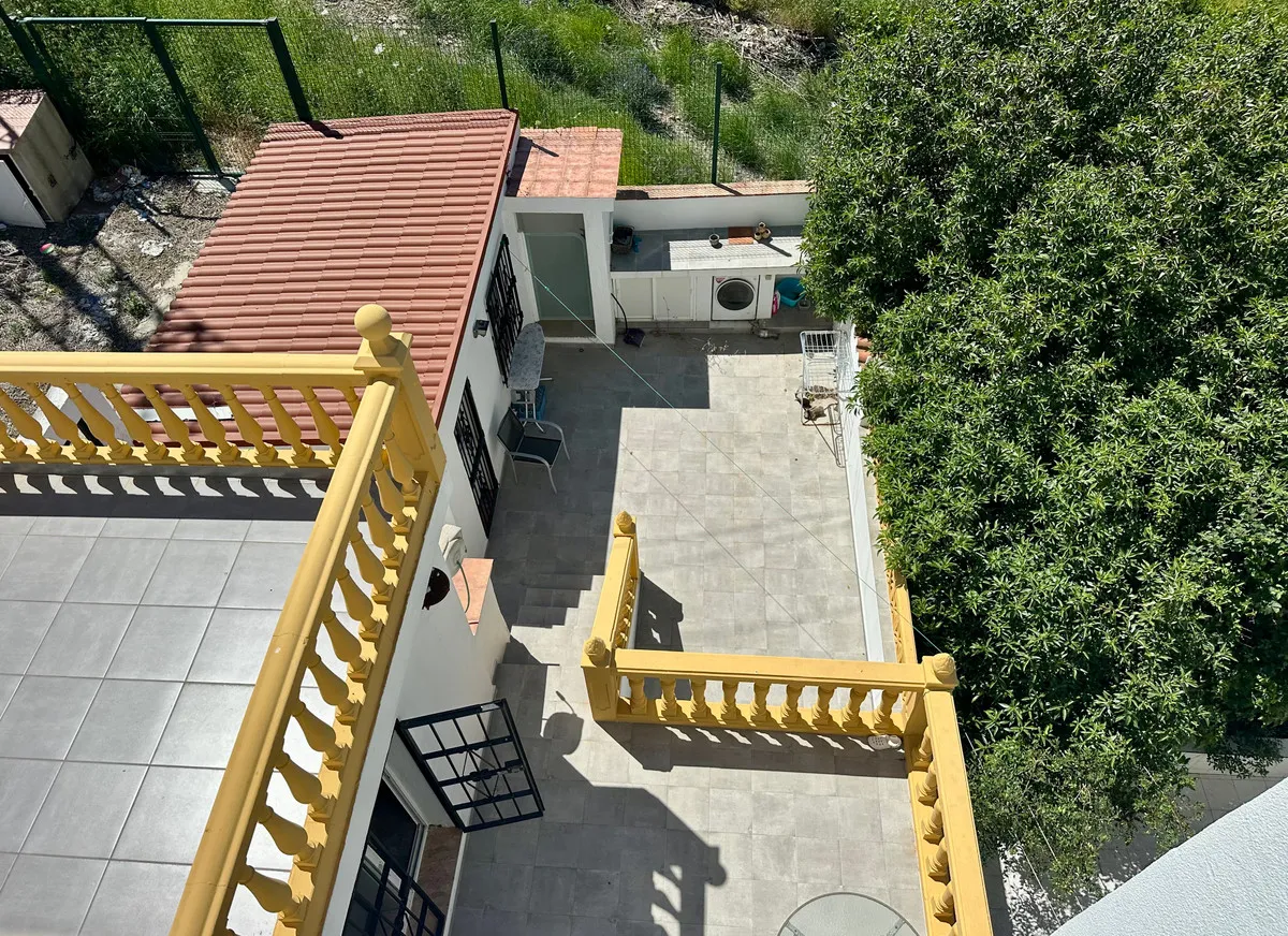 037d644b-ecd5-466c-8964-af279d52ca38