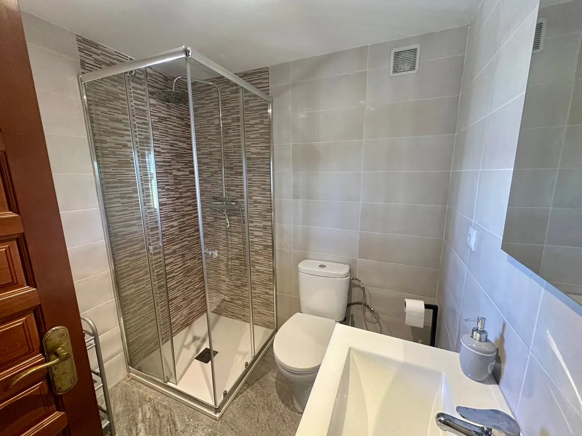 34fc551b-3c8b-423b-87b1-e89796e7672a