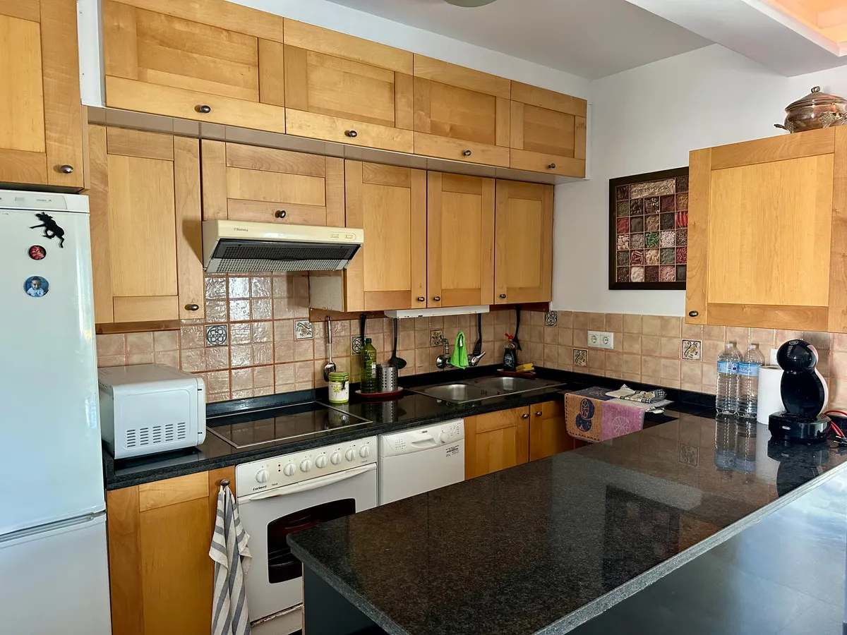 826f169a-9409-41a7-833a-2074e83ebe13