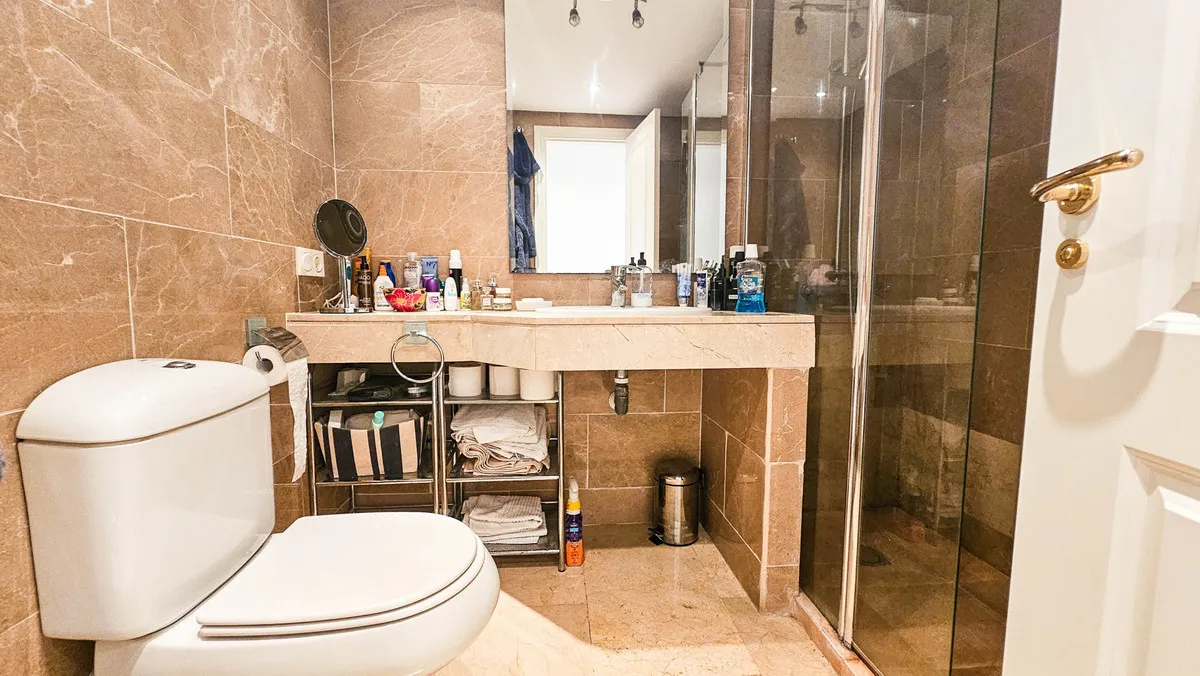 7afa71d9-abf4-4a44-a35d-a5fe119309e8