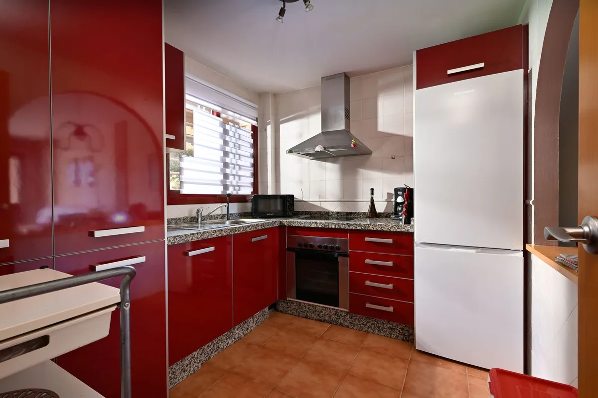 930e6156-e65c-4bfc-ac3e-a89ec09034f9