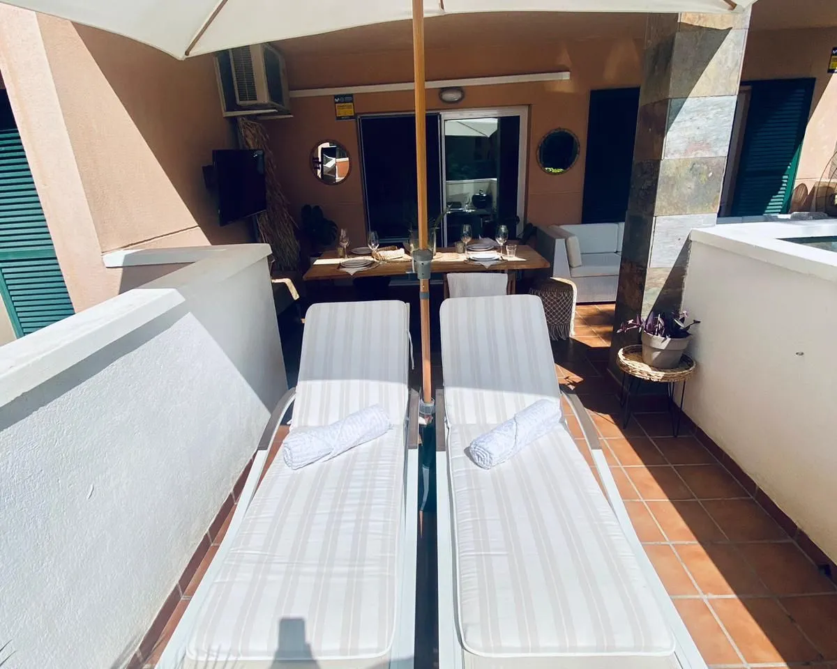 13b8d369-574e-46de-b587-c5bcb5bd840a