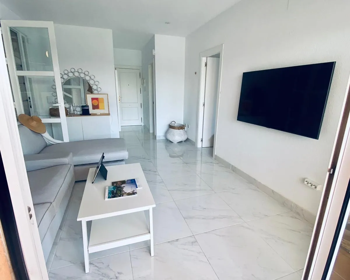 947244f4-6d6e-4214-b545-979aba6b312f