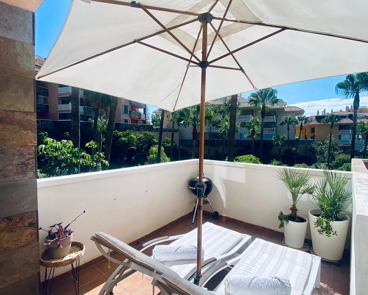 f3742754-9608-412f-b111-2054b2f90786