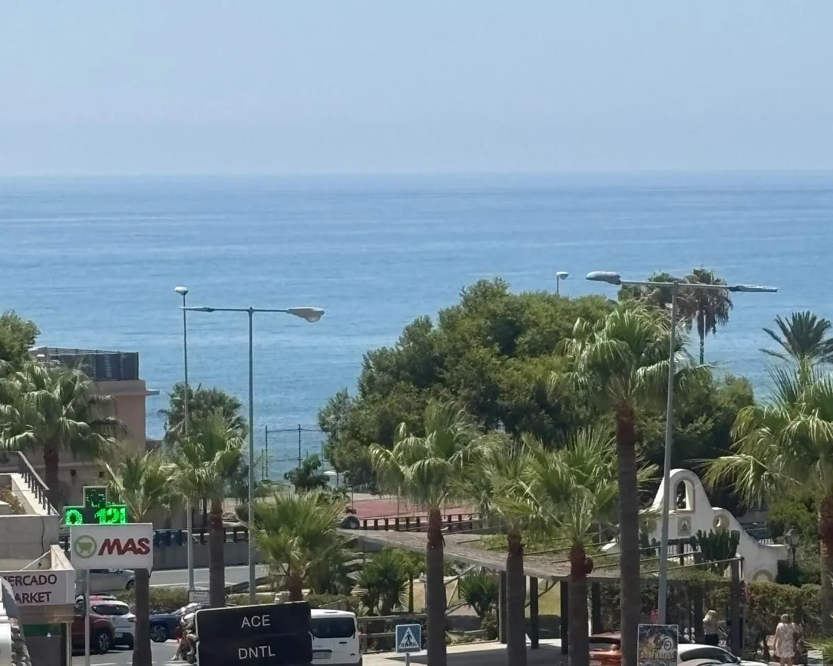 3af2d327-6d49-4ffe-ac94-9db35070f614