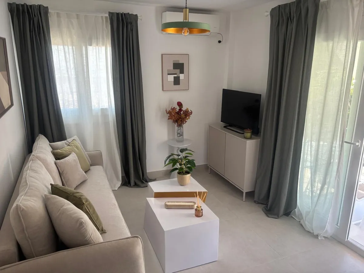 aff98ede-ba4d-4395-b5e3-3cffb91bb8a0