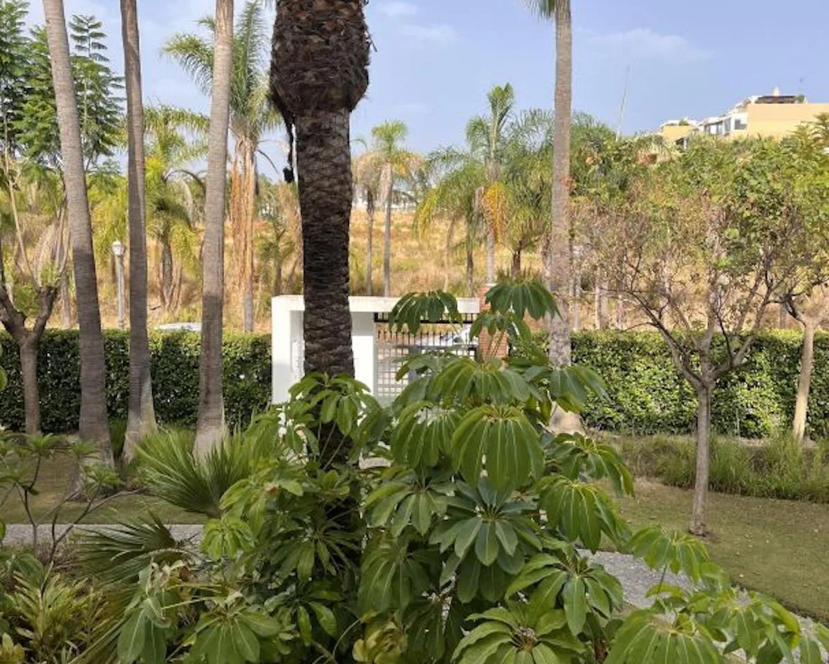 c13b83ac-ffe8-49e6-84bb-f6b914e6af9a