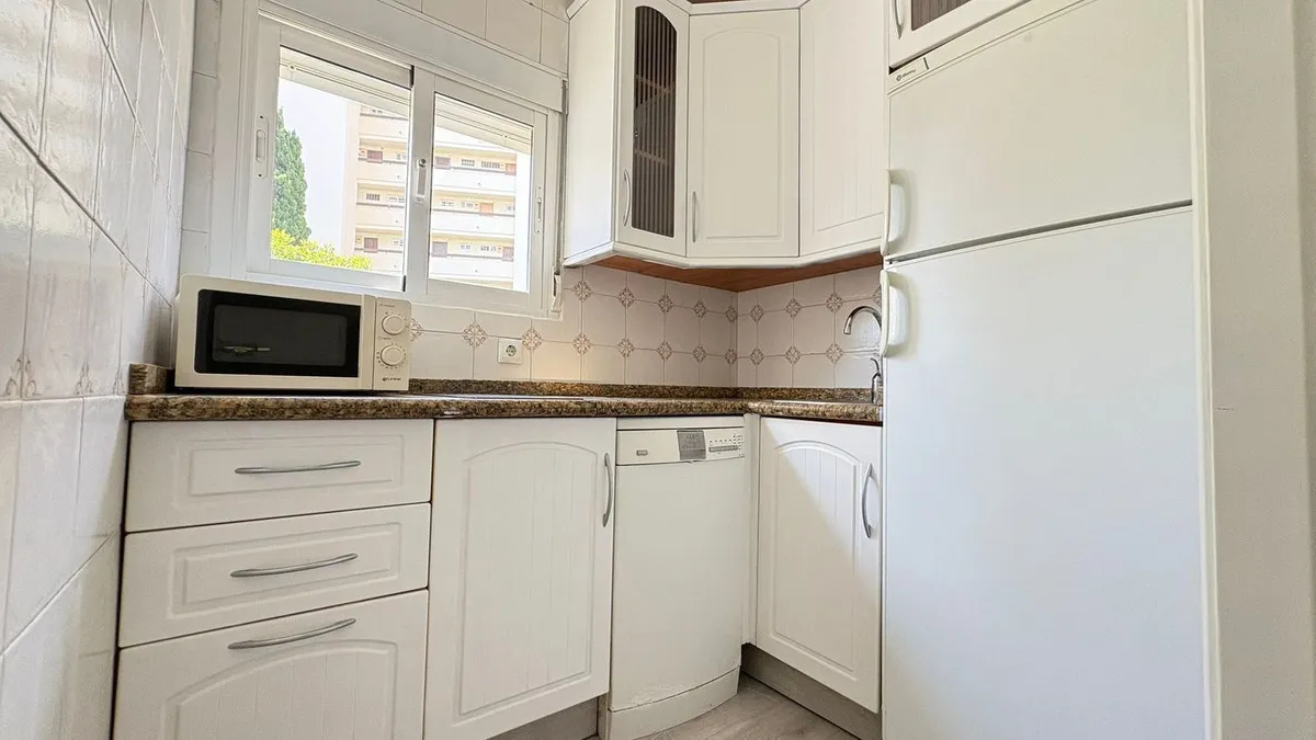 21abcbe3-2a90-4960-b020-2d15c771c983