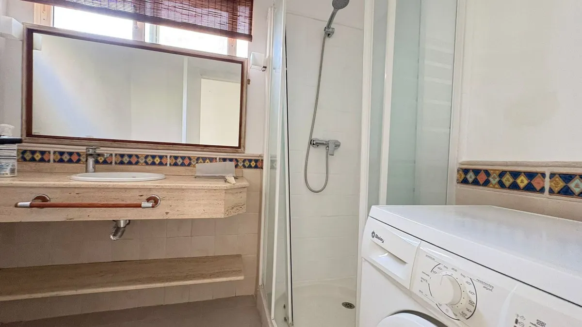 5f81332e-a231-4458-8c7d-5d3556b06dde