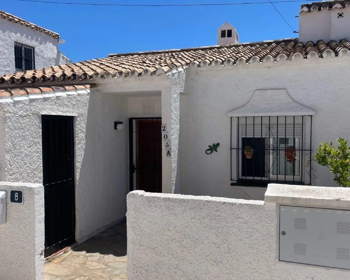 8f32b5f6-2bb3-464a-935f-39178842754f