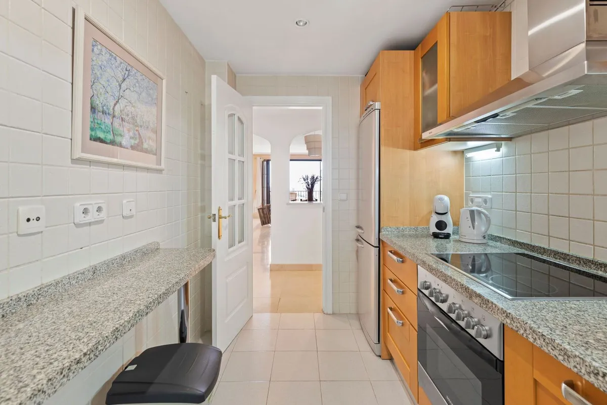 537f4d9b-e980-482d-93dd-735f3284a8a6