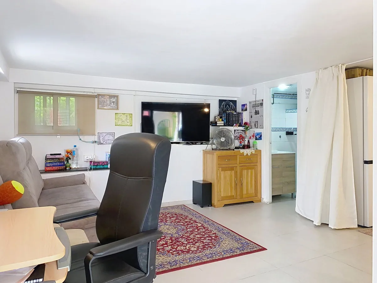 2ea40a6d-0bf0-4548-996f-0876949e50cf