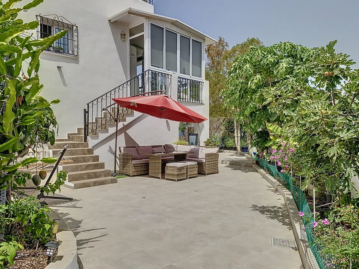 31d4ad6a-e7f8-474d-a66a-b34ec1df411d