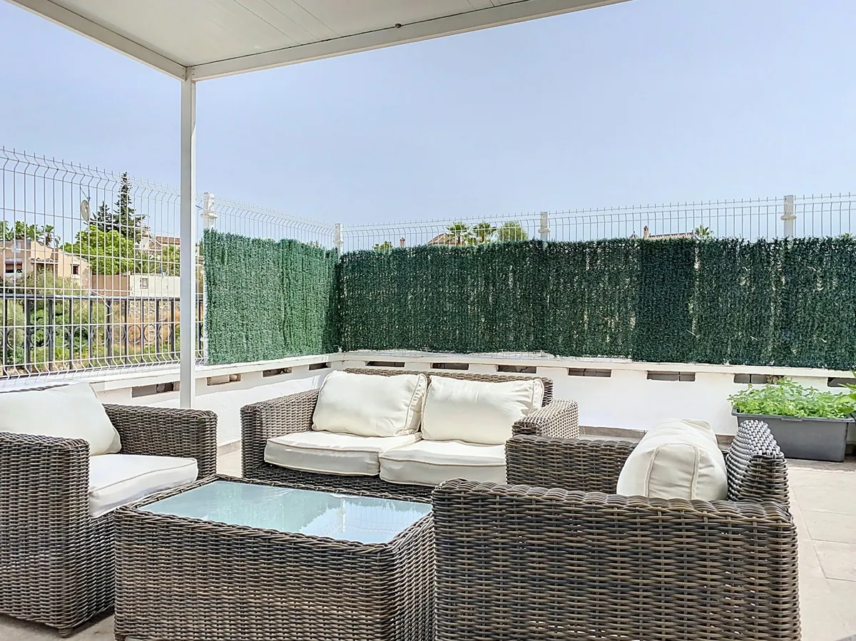 36d1e171-f7cb-4000-b06c-cf398f4a1e38