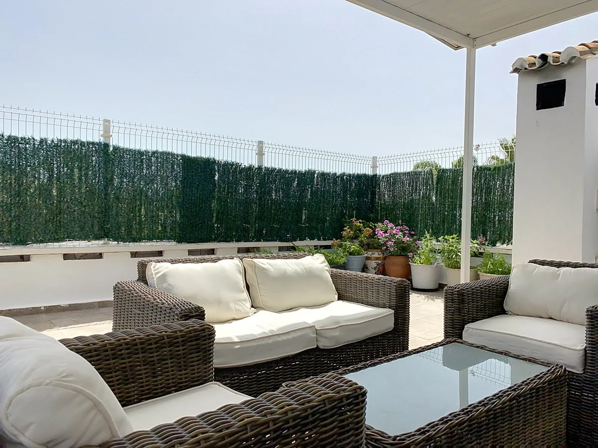 61b4d8c8-5603-4bad-88ea-e27bc3d06dd3