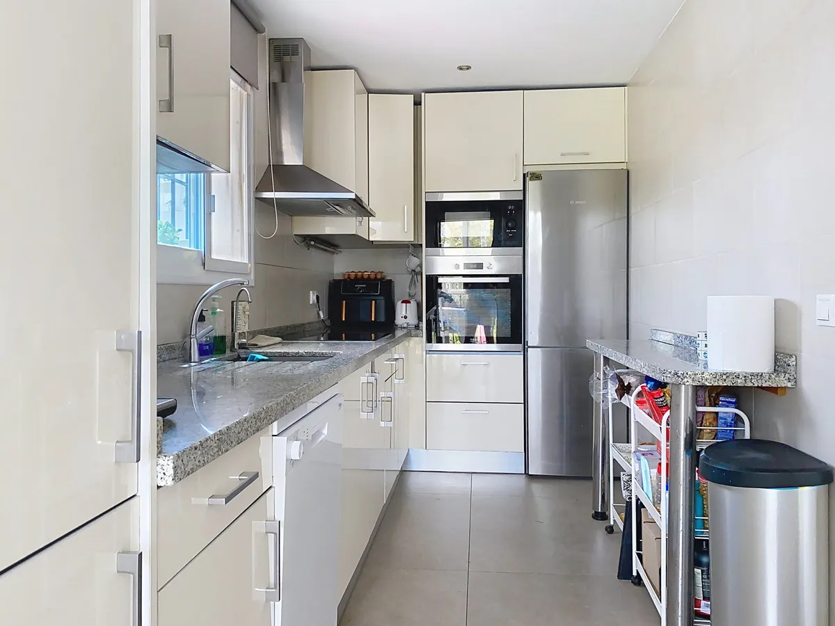 7d415e1e-800a-4a12-a406-3f911823f146