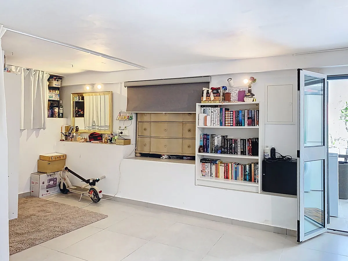 f66c04f4-d0f3-4279-bd21-2f1b5e5cdae9