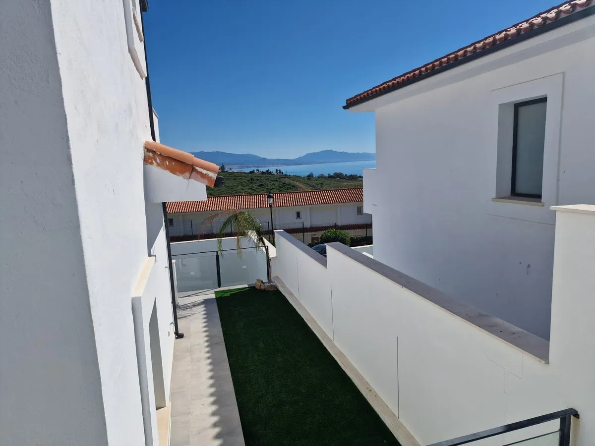 331592d3-b0bb-42d6-bff8-0b889e4463e6