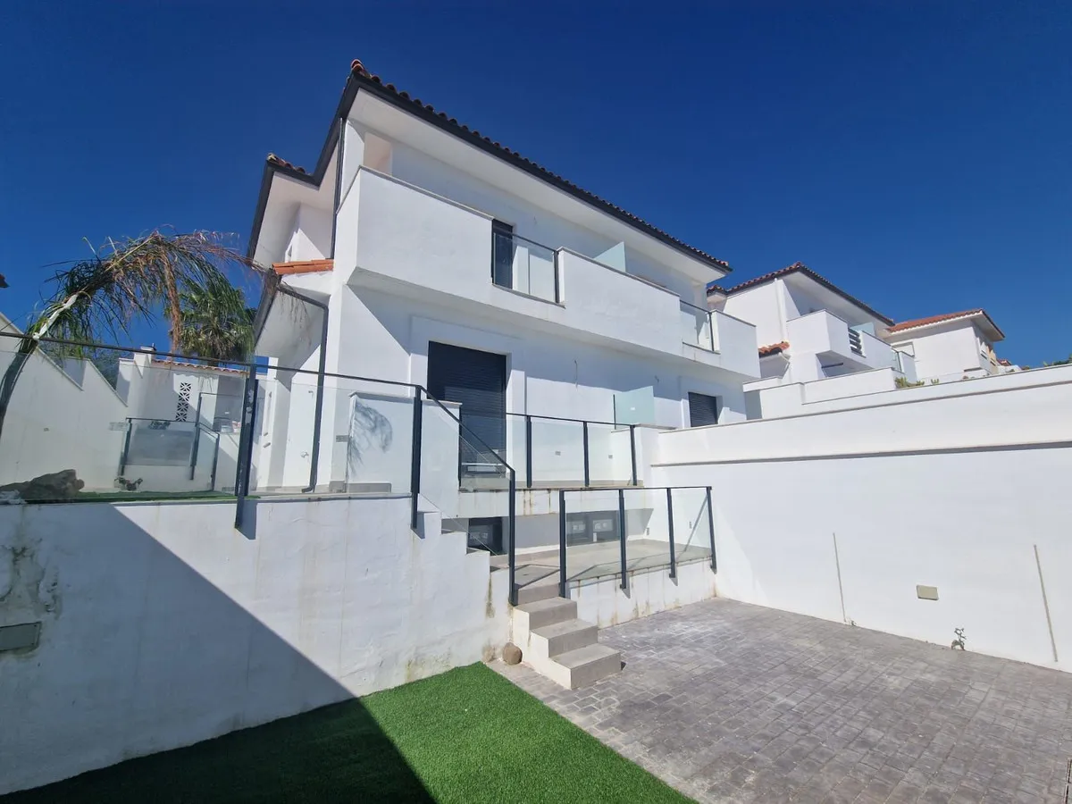 4775f0d7-bd71-486f-b5f7-82c7cedbd1d0