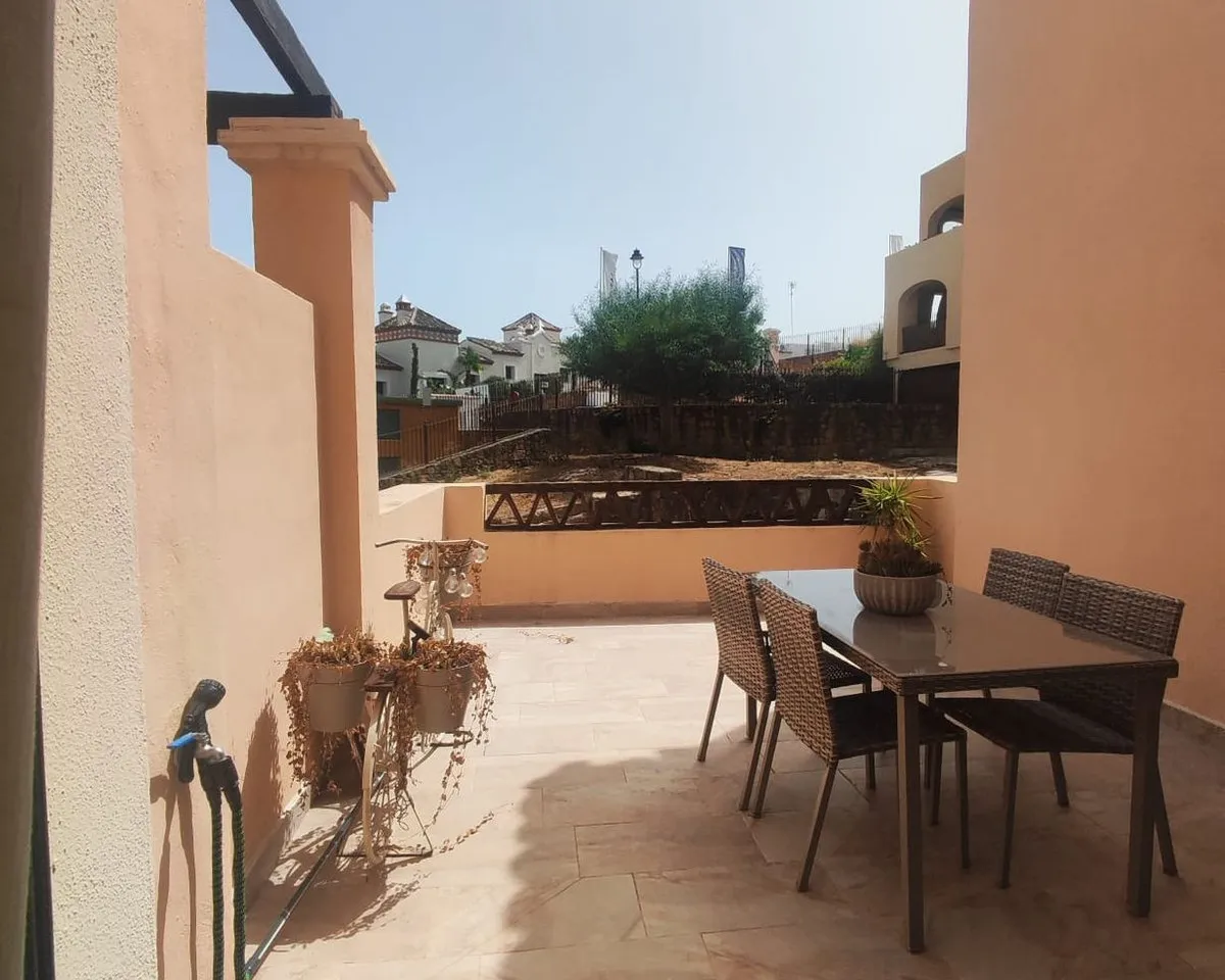 70db6886-93c4-4381-9746-565d4b8fad3d