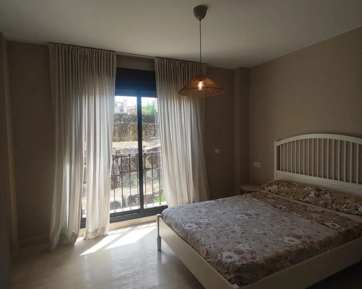 8ca27feb-f9ef-4474-af1a-8eef54a59124