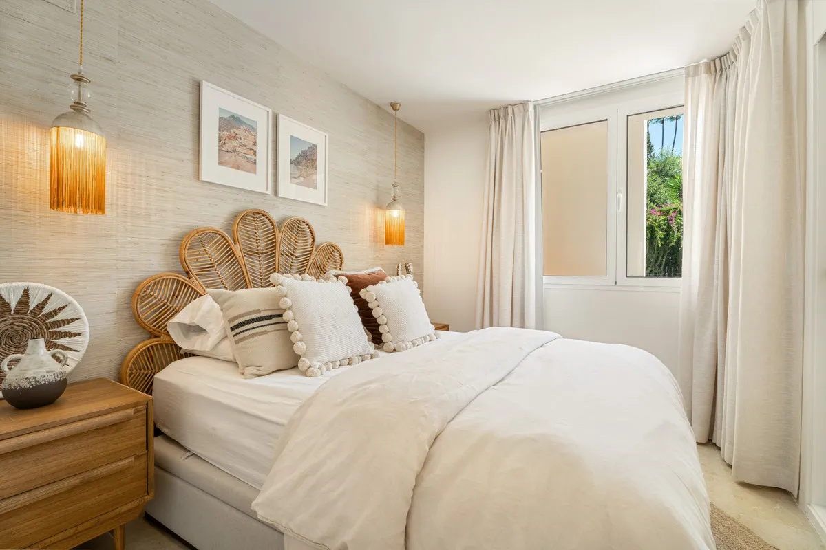 b5608cc3-fbd1-4ba7-a9a8-dbfb894b252a