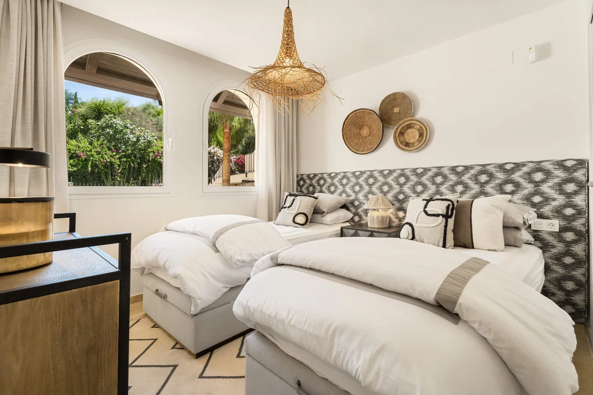 de6b89e1-4973-4597-bc8d-244165617ecf